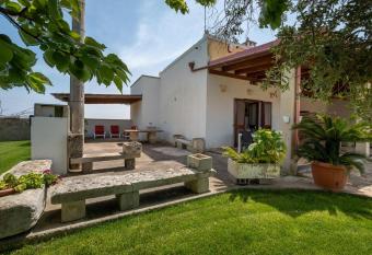 Villa Maddalena - Bilocale 1 has Balcony rooms