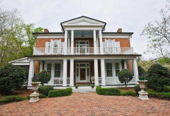 Stonegate allows 18 year olds to book a room