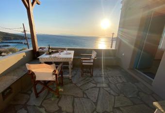 La Casa di Romano has Balcony rooms