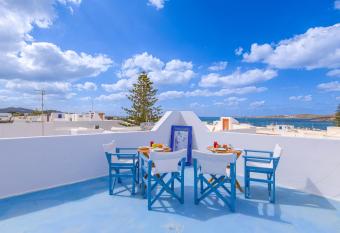 Porto Bello di Paros has Balcony rooms