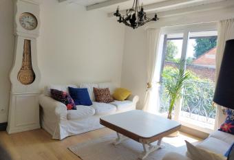 Maison de 3 chambres avec jardin clos et wifi a Lens has Balcony rooms