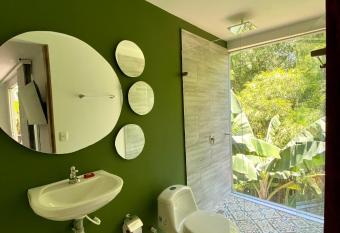 ORIGEN FINCA HOTEL has rooms with a private hot tub