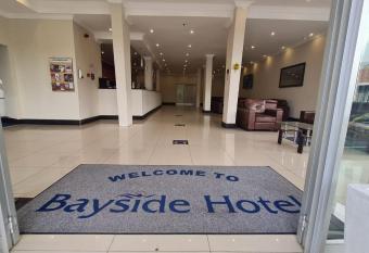 Bayside Hotel Pinetown has Balcony rooms