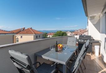 Apartman IPA has Balcony rooms