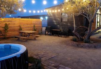 Casa Barta Valle de Guadalupe allows 18 year olds to book a room