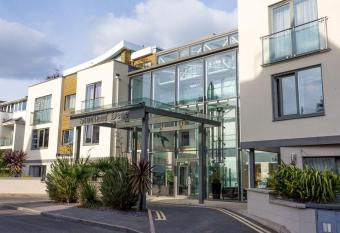 Cockles has Balcony rooms