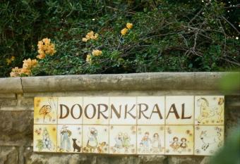 Doornkraal Tuinhuis has Balcony rooms