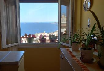 HorizonView Plakes has Balcony rooms