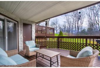 Cozy Bear Condo with Indoor Fireplace has Balcony rooms