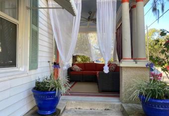 Sevilla Place has Balcony rooms