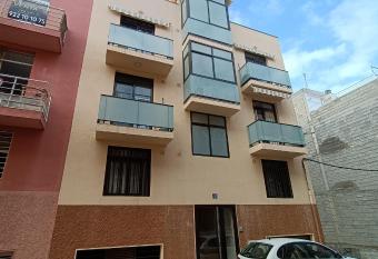 PUERTA 6 has Balcony rooms