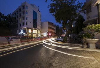 Hotel Host Inn Ahmedabad has Smoking rooms