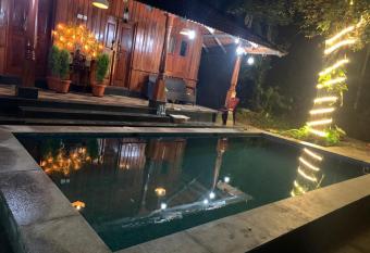 THE RURAL HOMESTAY has Balcony rooms