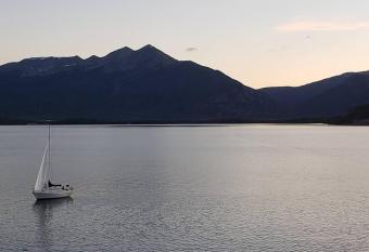 Lake Front condo 1bd - Fully remodeled! has Balcony rooms