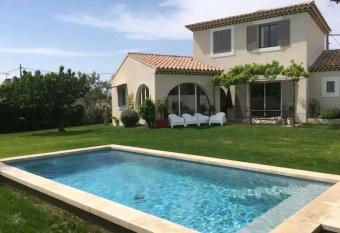 Magnifique Villa Proven  ale - Mallemort ** has Balcony rooms