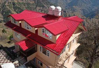 OYO Home Rising Hills Home Stay allows 18 year olds to book a room