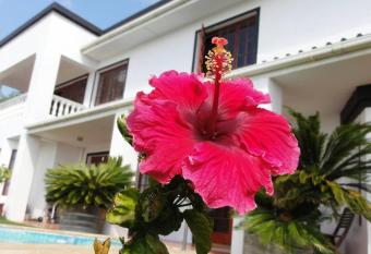 Helderberg Guesthouse has Balcony rooms