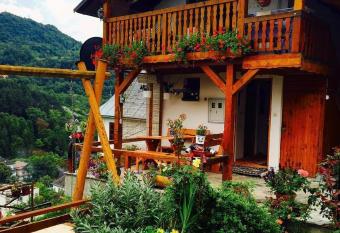 Privatni smje  taj Kurtalija has Balcony rooms