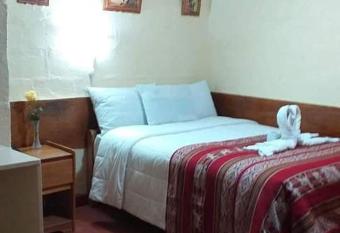 Quilla House Hostal allows 18 year olds to book a room