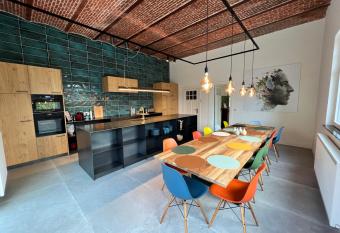 La Tourelle Brugge has Balcony rooms