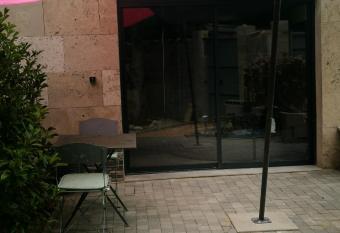 Appartement pour vous retrouver avec votre moiti   allows 18 year olds to book a room