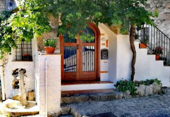 La dolce vite allows 18 year olds to book a room