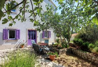 Casa di Castello has Balcony rooms