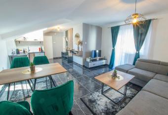 The Jewel of Mostar allows 18 year olds to book a room