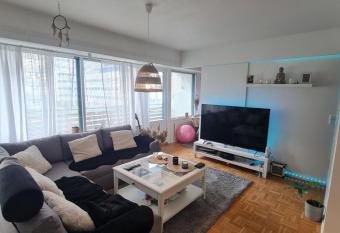 apartamento has Balcony rooms