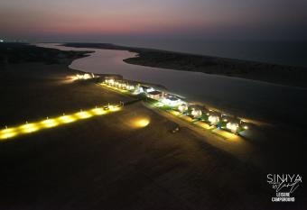 Siniya Island Resorts allows 18 year olds to book a room