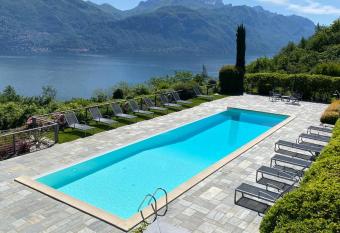 Residenza Parco Sant Andrea has Balcony rooms