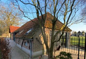 Domestico Bed & Breakfast has Balcony rooms