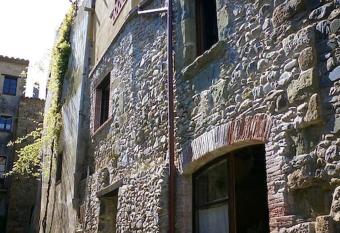 BAIX EMPORD  . Incre  ble casa en pueblo medieval has Balcony rooms