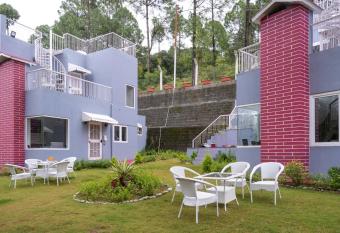 StayVista at Pines & Fir allows 18 year olds to book a room