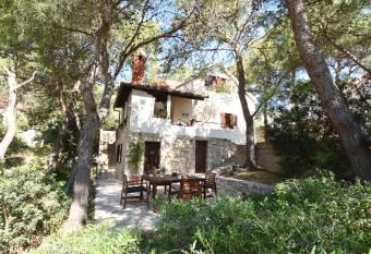 Villa Thalassina, 20 metres by sea, Osibova Bay, Milna, Brac Island, Croatia has Balcony rooms