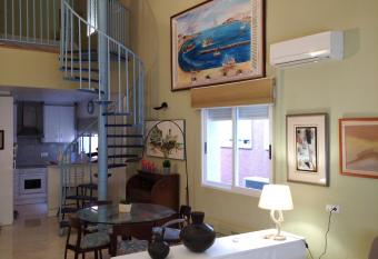 Maria Guerrero Cala el Pato allows 18 year olds to book a room