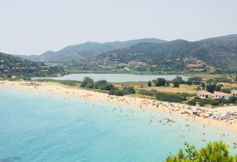 Grazioso e confortevole appartamento a Chia has Balcony rooms