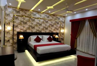 Royal Galaxy Bed & Breakfast E-11 Islamabad - For Families Only allows 18 year olds to book a room