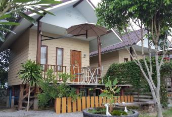 Bansuan Inthanon Resort has Balcony rooms