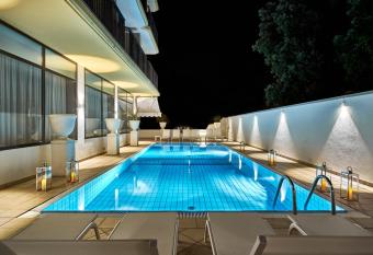 Palace Hotel Regina has Balcony rooms