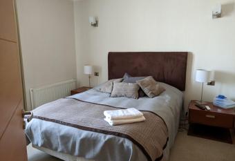 Estudio Edif valle C  ndores en valle Nevado SKIOUT Servicio HOM allows 18 year olds to book a room