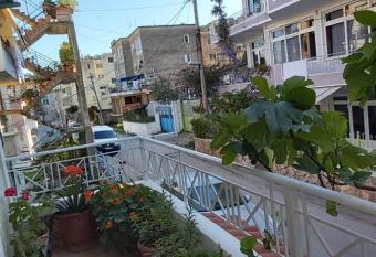 Honey Apartment near Port of Saranda has Balcony rooms