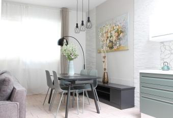 Altum Villare Apartments has Balcony rooms