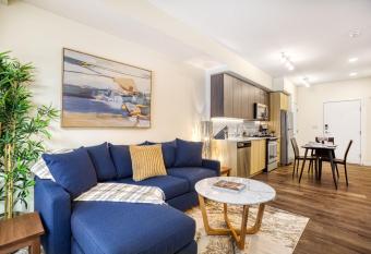 Elegant Suite/Private Office, Patio off Courtyard has Balcony rooms