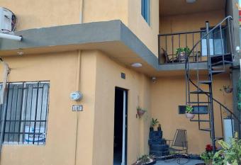 Habitaci  n Privada a 5 minutos de Paseo la Fe has Balcony rooms