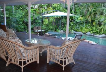 South Pacific Bed & Breakfast has Balcony rooms