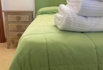 Le Palme Bed And Breakfast has Balcony rooms