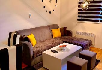 Lux 05 has Balcony rooms