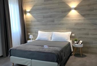 Hotel Nuovo Cason allows 18 year olds to book a room