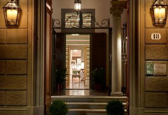 Casa Howard Firenze - Residenza d Epoca has Balcony rooms